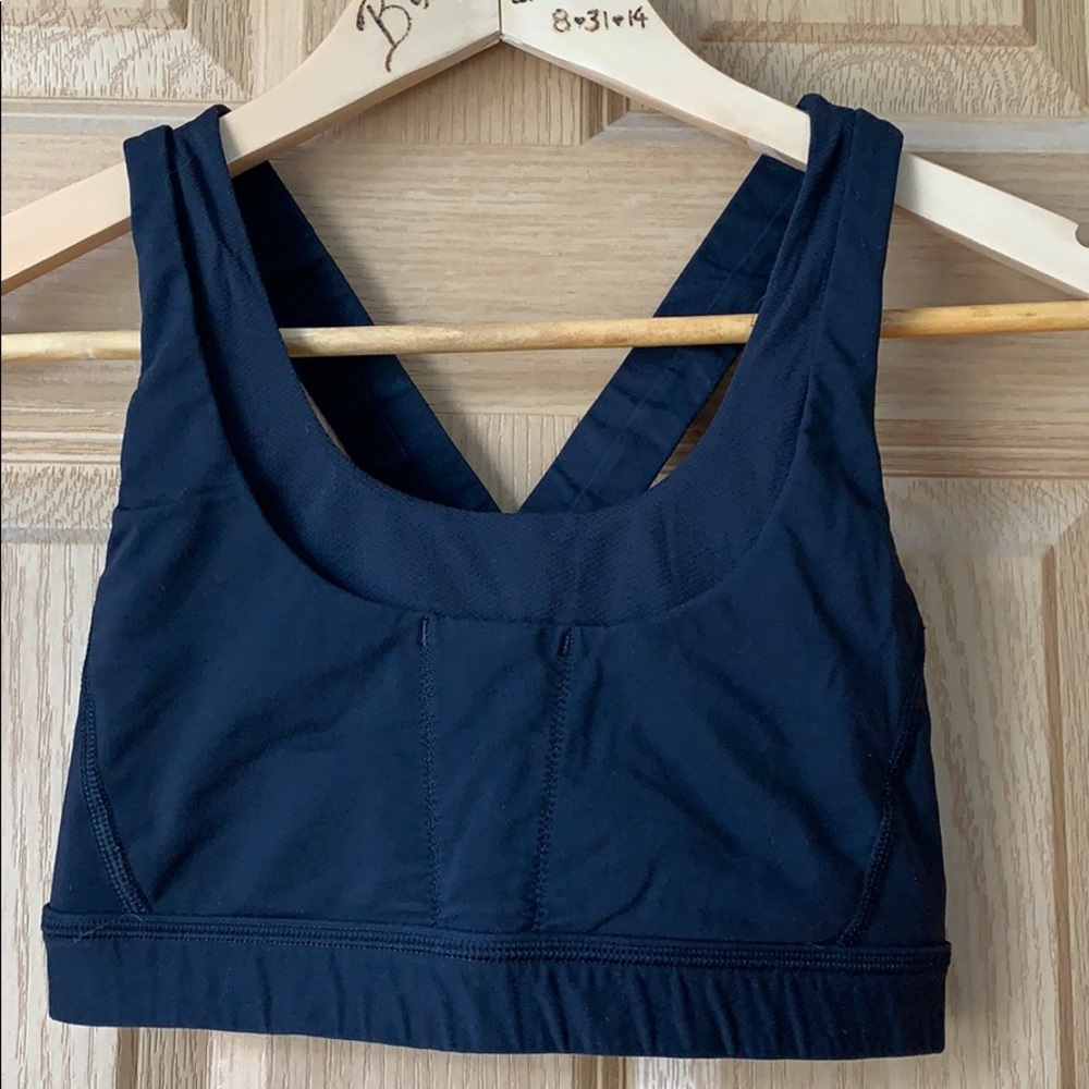 Lululemon Athletica | Sports Bra (Beautifu…